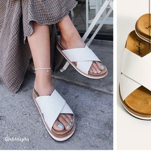 White FREE PEOPLE Sidelines Footbed sandals
